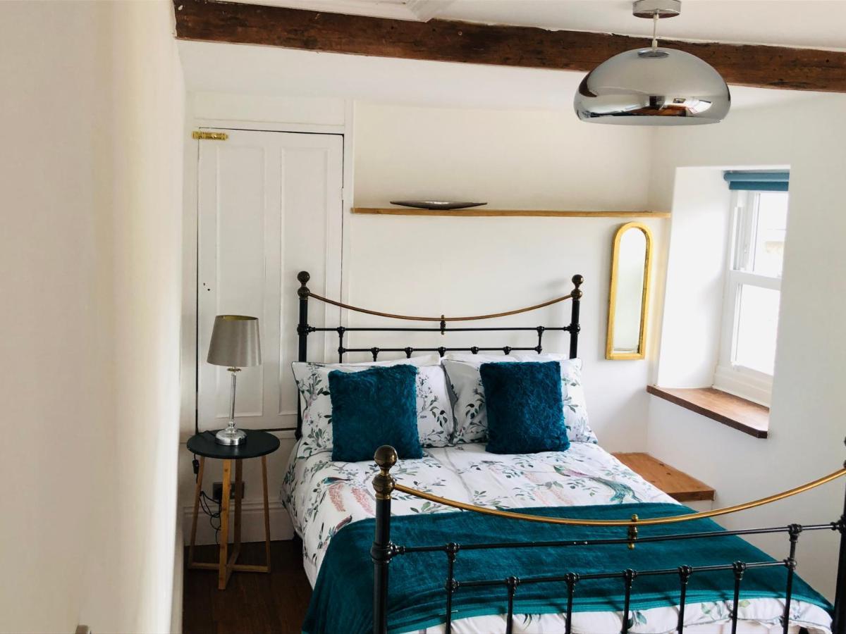 Mount Cottage Newcastle Emlyn Dış mekan fotoğraf